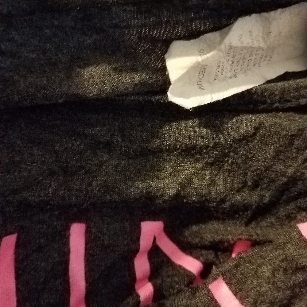 Size Medium - Picture 3 of 3
